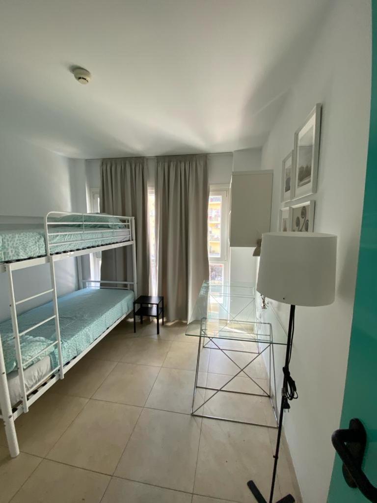 Residencia Universitaria Alboran Málaga Exterior foto